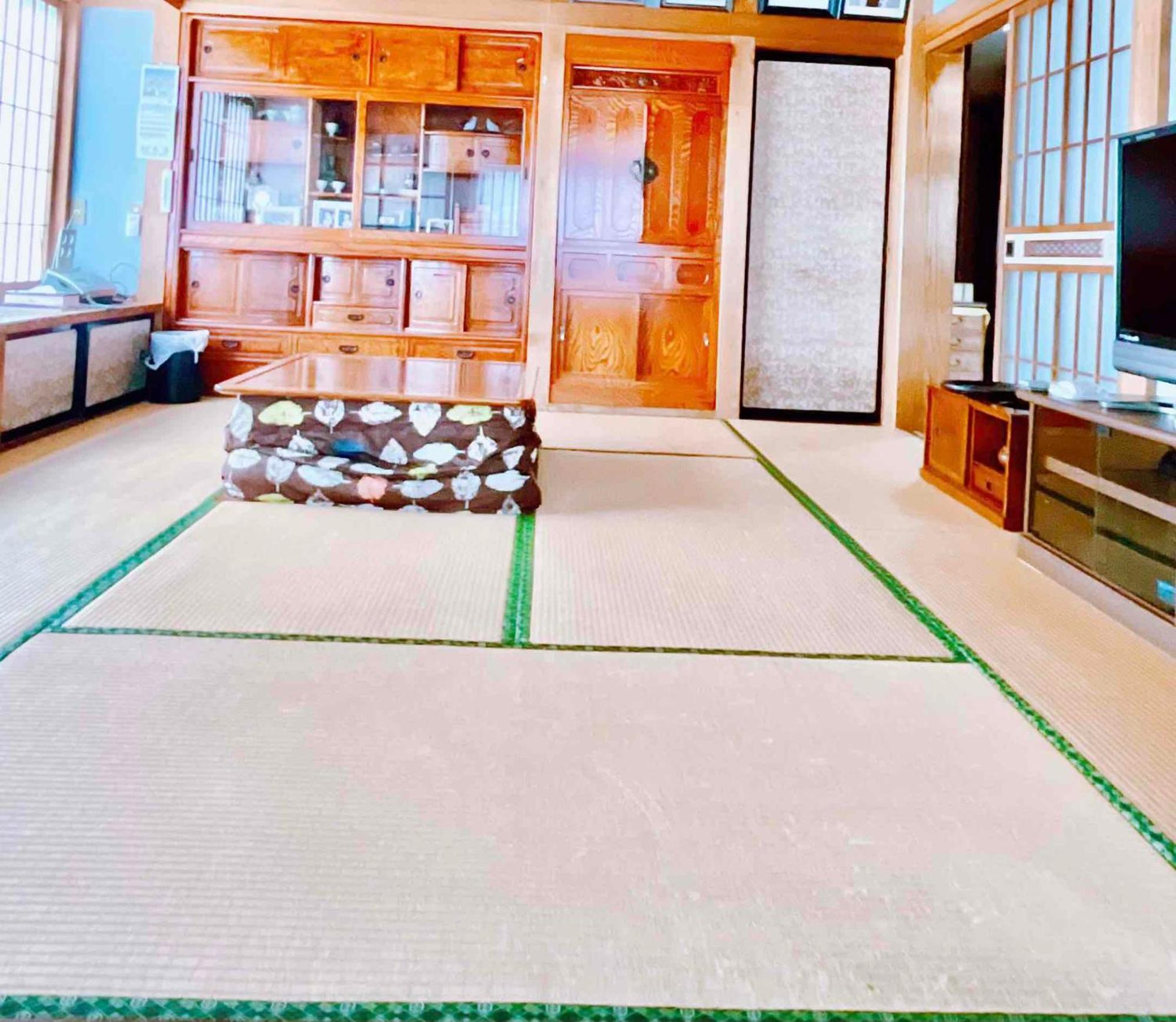 T&T Fujiyama Guest House Fujiyoshida Extérieur photo